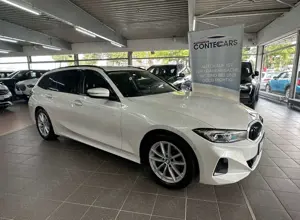 BMW 318 318d Touring Wenig km + Park Assist + DA Assist
