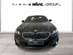 BMW i5 M60 xDrive M Sport Pro AHK Panorama Carbon HeadUp Bild 3