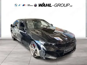 BMW i5 M60 xDrive M Sport Pro AHK Panorama Carbon HeadUp Bild 4