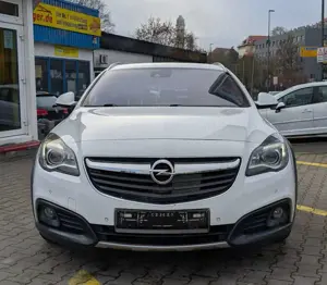 Opel Insignia A CountryTourer 2.0 4x4*ACC*CarPlay*OPC Bild 2