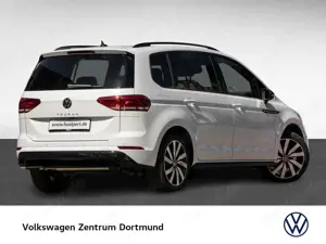 Volkswagen Touran 1.5 HIGHLINE DSG R-LINE BLACKSTYLE PANO Bild 2