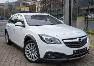 Opel Insignia A CountryTourer 2.0 4x4*ACC*CarPlay*OPC Bild 3