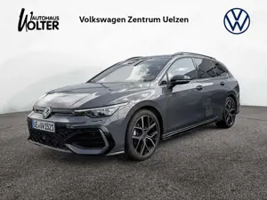 Volkswagen Golf VIII Variant 1.5 eTSI R-Line MATRIX-LED