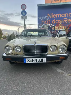 Jaguar XJ6 Bild 3