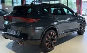 CUPRA Formentor e-Hybrid Klima Navi Rückfahrkamera Kurvenlicht Bild 5