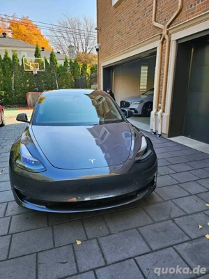Tesla model 3  Bild 4