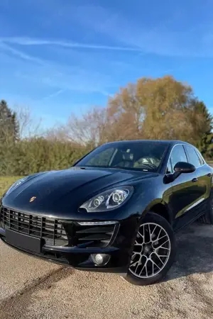 Porsche Macan S