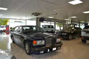 Rolls-Royce Silver Spirit
