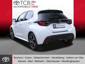 Toyota Yaris 1.5 Hybrid Teamplayer Comfort  SHZ KAMERA KLIMA ALU BT DAB Bild 2