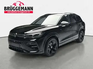 Volkswagen Tiguan TIGUAN 1.5 ETSI DSG R-LINE NAVI LED PANO BLACK-STY