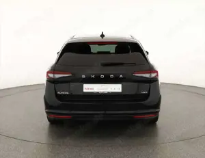 Skoda Superb Combi 2.0 TDI DSG 4x4 LED Navi Kamera AHK Bild 4