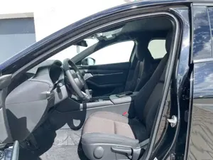 Mazda 3 2.5L e-SKYACTIV G 140ps 6MT FWD Exclusive-line Bild 5