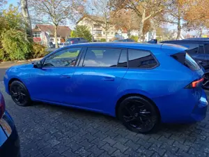 Opel Astra Sports Tourer 1.2 Turbo GS AHK Bild 2