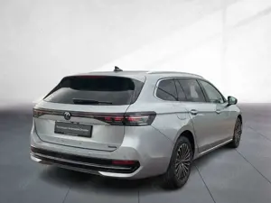 Volkswagen Passat Variant 2,0 TDI DSG 4M Elegance Navi LED Bild 3