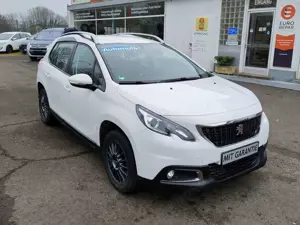Peugeot 2008 1,2 PT. 110 SS Active Automatik, AHK, Allwetter