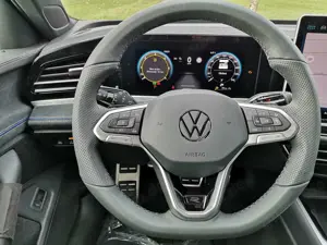 Volkswagen Passat Variant 2.0 TDI 142 kW 4Motion R-Line DSG Head Up AHK N... Bild 5
