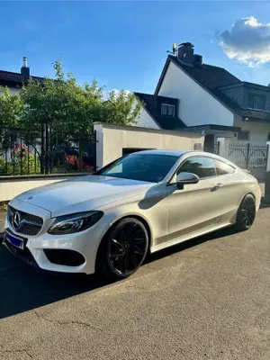 Mercedes-Benz C 180 Coupe 7G-TRONIC AMG Line