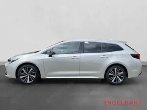 Toyota Corolla TS 1.8 Hybrid Teamplayer Technik Paket Bild 2