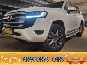 Toyota Land Cruiser 300 Premium+415HP+NEU+7SEATS+VOLL+EUreg