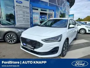 Ford Focus Turnier Titanium PDC Winter Paket BO Navi