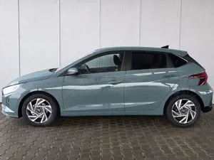 Hyundai i20 Comfort 1.2 MPI / Sitz + Lenkradheizung Navi Te...