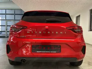 Mitsubishi Colt 1.0 Plus LED Kamera DAB Tempomat Klima Touch Bild 3