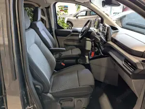 Ford Tourneo Custom 320 L1 2.0 l 110 kW Titanium Bild 5