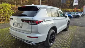 Mitsubishi Outlander 2.4L PHEV Intro Edition Bild 5