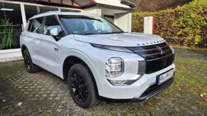 Mitsubishi Outlander 2.4L PHEV Intro Edition Bild 2