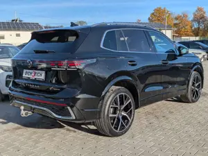 Volkswagen Tiguan 2.0 TDI 4M R-Line PANO*HK*AHK*MATRIX*20" Bild 3