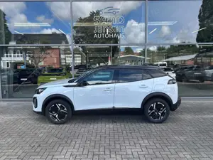 Peugeot 2008 GT 130 PT EAT Alcantara ACC Navi 360 Massage Bild 3