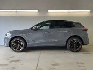 CUPRA Terramar VZ 4Drive Leder+Pano+AKEBONO+Matrix+AHK+Stdhz+2... Bild 3