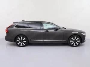 Volvo V90 Kombi T6 Plus Bright Recharge Plug-In Hybrid AWD Bild 4