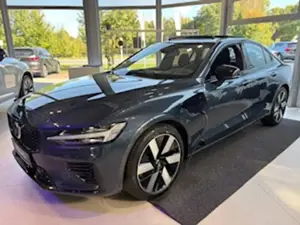 Volvo S60 T8 Recharge AWD Ultimate Dark Massage LED 360° Kam