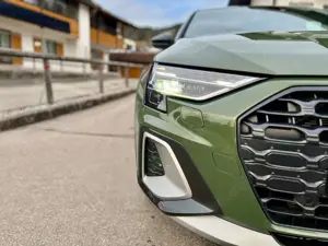 Audi A3 allstreet 35 TFSI S-Tronic AHK 19" SONOS RFK Bild 5