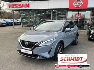 Nissan Qashqai 1.3 DIG-T N-Connecta Winter/Business