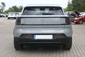 Volvo EX30 Single Plus*Winter Paket*Scheibentönung Bild 4