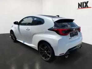 Toyota Yaris 1.6 Turbo GR Automatik LED Bild 2