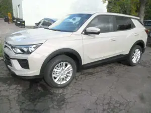 KGM Korando 1.5 Essential AUTOMATIC TEMPOM. PDC+KAM. Bild 4