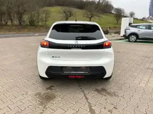 Peugeot 208 e- Active Pack Bild 4
