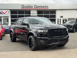 Dodge RAM Laramie Night Premium UMBAU + LPG