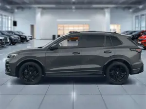 Volkswagen Tiguan R-Line 2,0 l TDI SCR 4MOTION (193 PS) DSG Bild 3