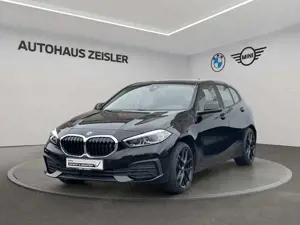 BMW 118 i Anhängerkupplung! Navi 18´LM-Räder