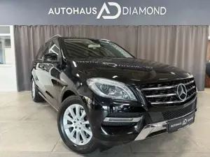 Mercedes-Benz ML 350 BlueTec* 4-MATIC * KAMERA * LUFTFAHRWERK *