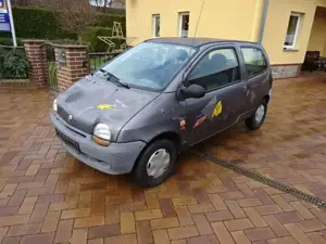 Renault Twingo Twingo 1.2 + ohne TüV + Allwetterreifen +