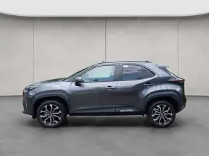 Toyota Yaris Cross Hybrid 1.5 VVT-i Teamplayer Bild 2