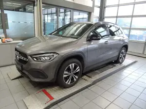 Mercedes-Benz GLA 250 e Night/Progressive/LED/Kamera/AHK/
