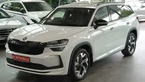 Skoda Kodiaq 2.0 TDI 4x4 Sportline*AHK*HEAD-UP*PANO*7S