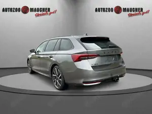 Skoda Octavia Combi 2.0TDI DSG Sportl. AHK/NAVI/Matrix Bild 4