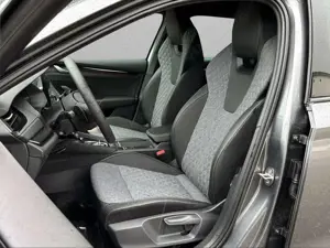 Skoda Octavia Combi 2.0TDI DSG Sportl. AHK/NAVI/Matrix Bild 5